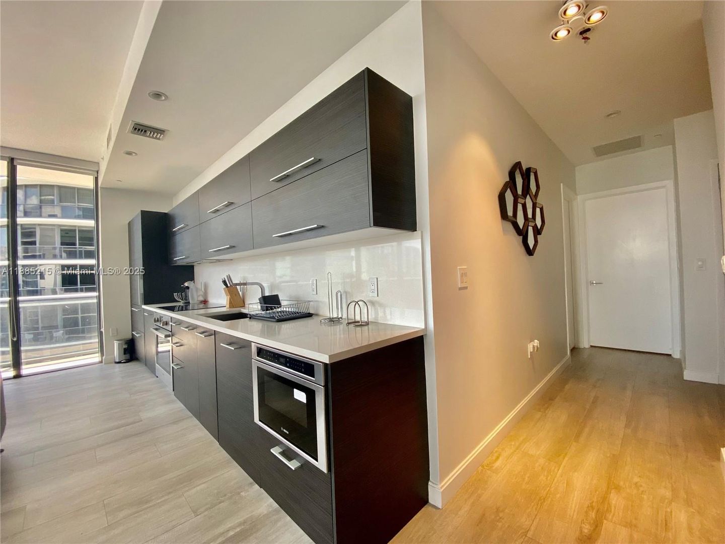 Miami House: 55 SW 9th Street 4201