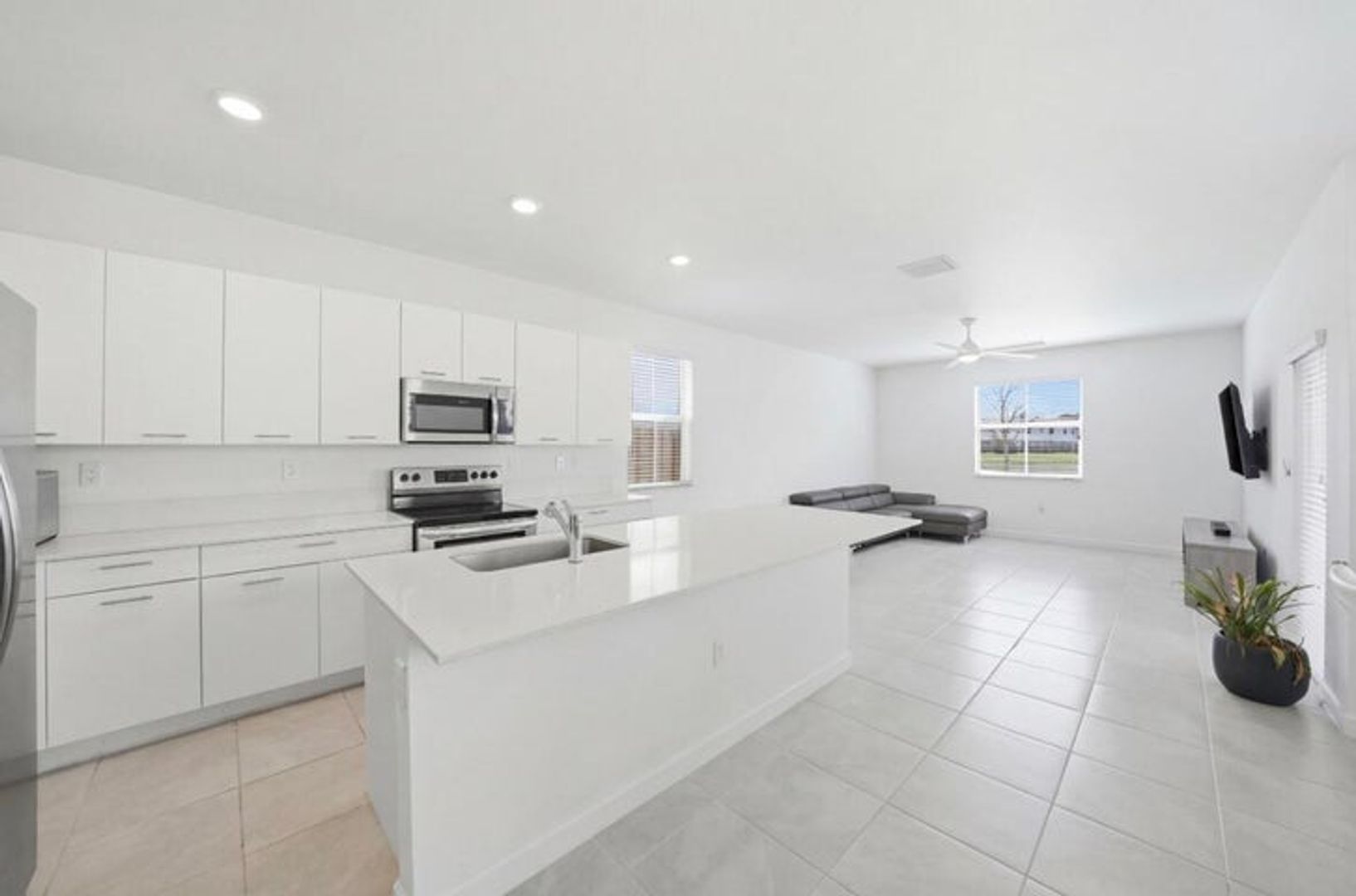 Miami House: 2324 NW 130th Terrace