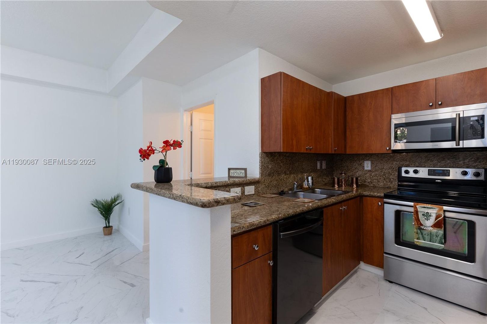 Pembroke Pines House: 1009 SW 144th Avenue 2701