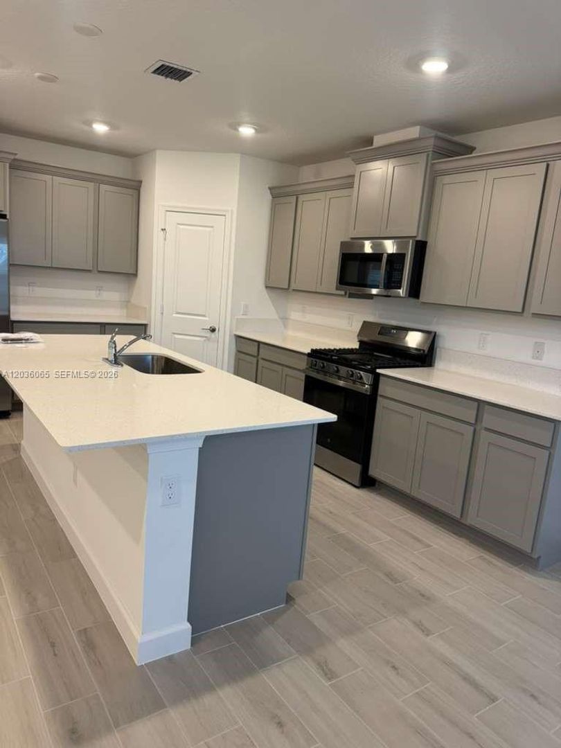 Loxahatchee House: 1662 Hoot Owl Hollow 1662