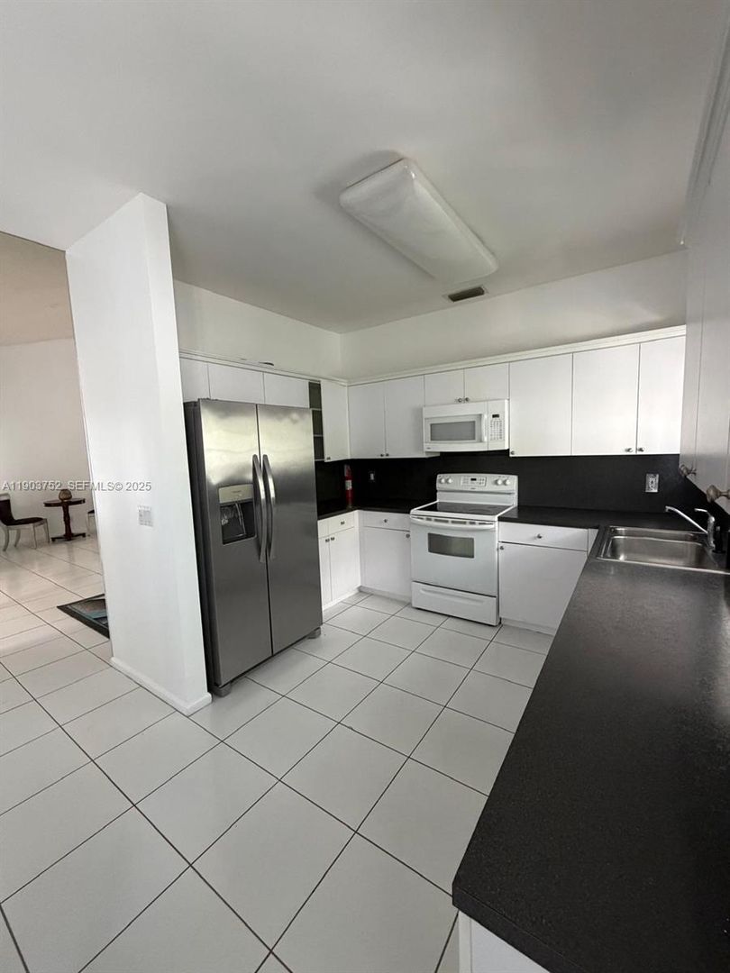 Boynton Beach House: 11690 Briarwood Circle 4