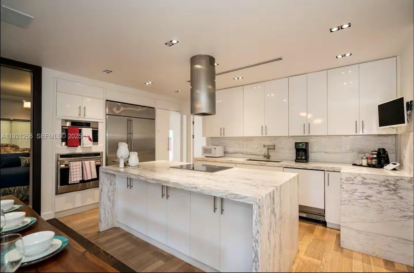 Miami House: 45 SW 28th Road 0