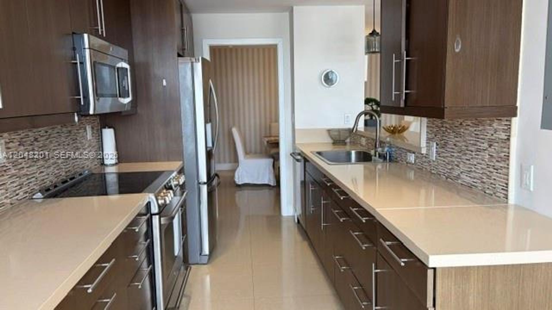 Aventura House: 19707 Turnberry Way 4L