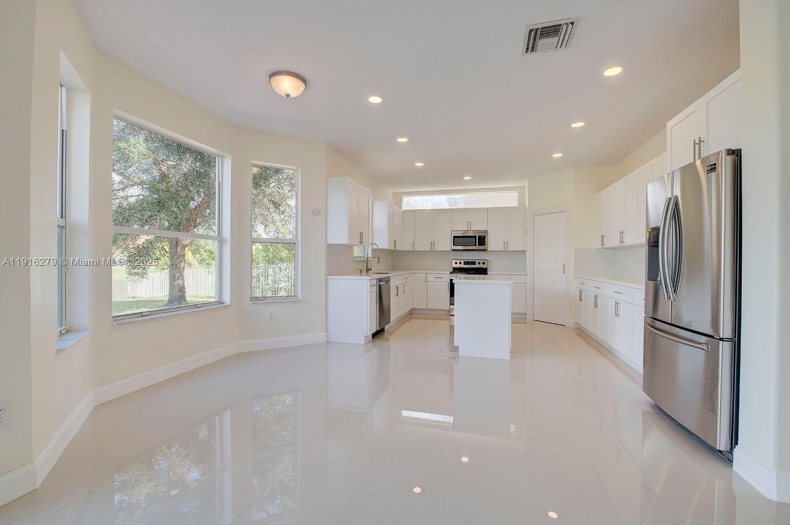 Miramar House: 15711 SW 53rd Court