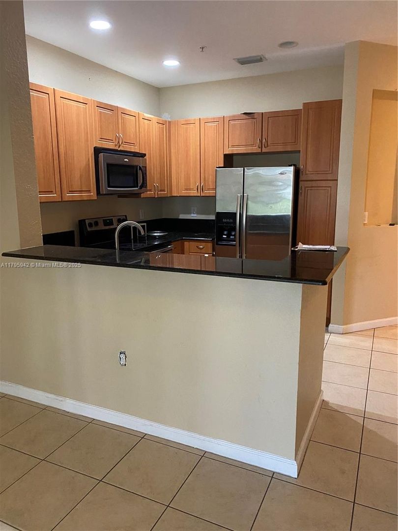 Miramar House: 2832 SW 81st Avenue 1303