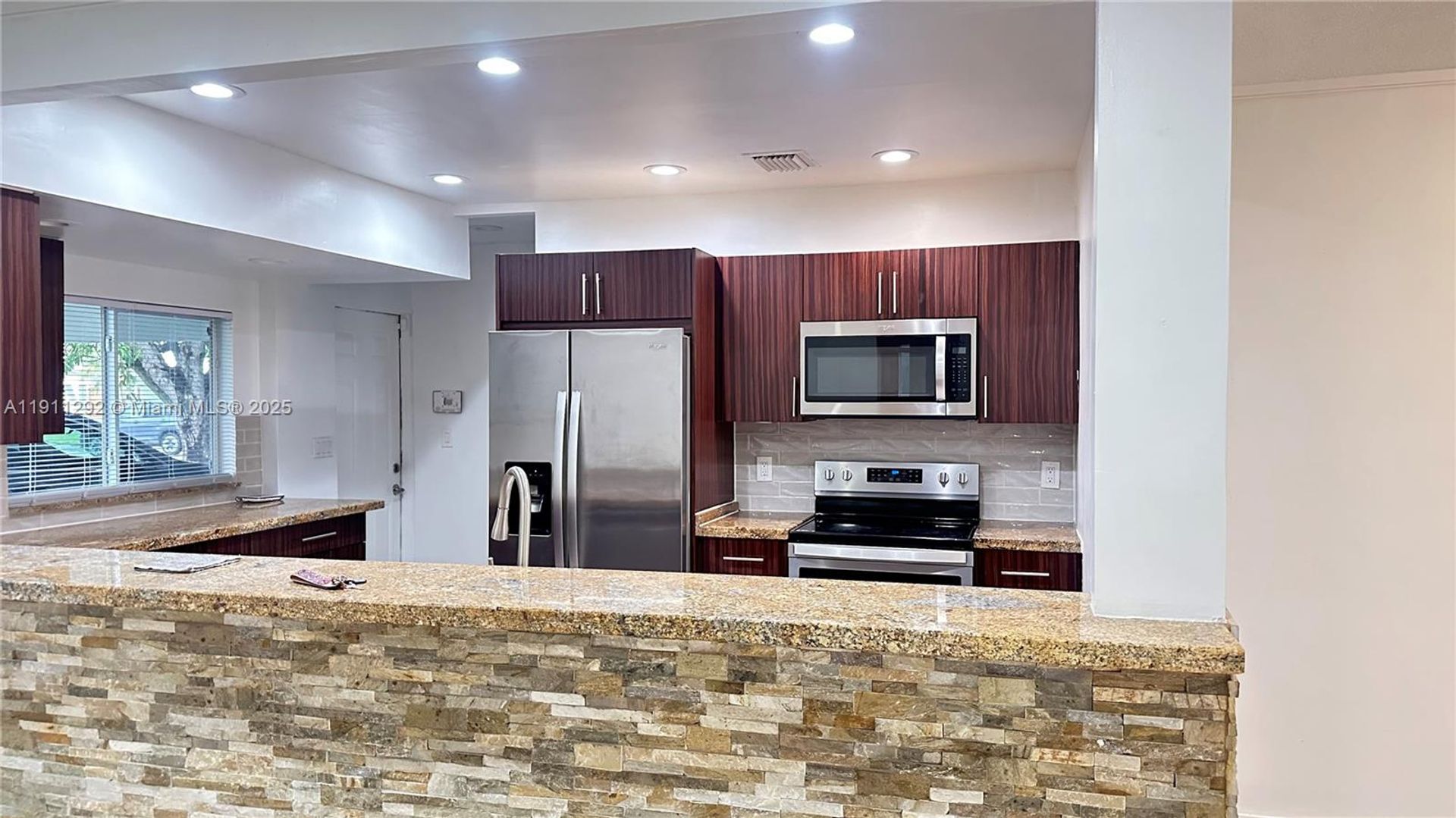 Oakland Park House: 4460 NE 13th Terrace 0