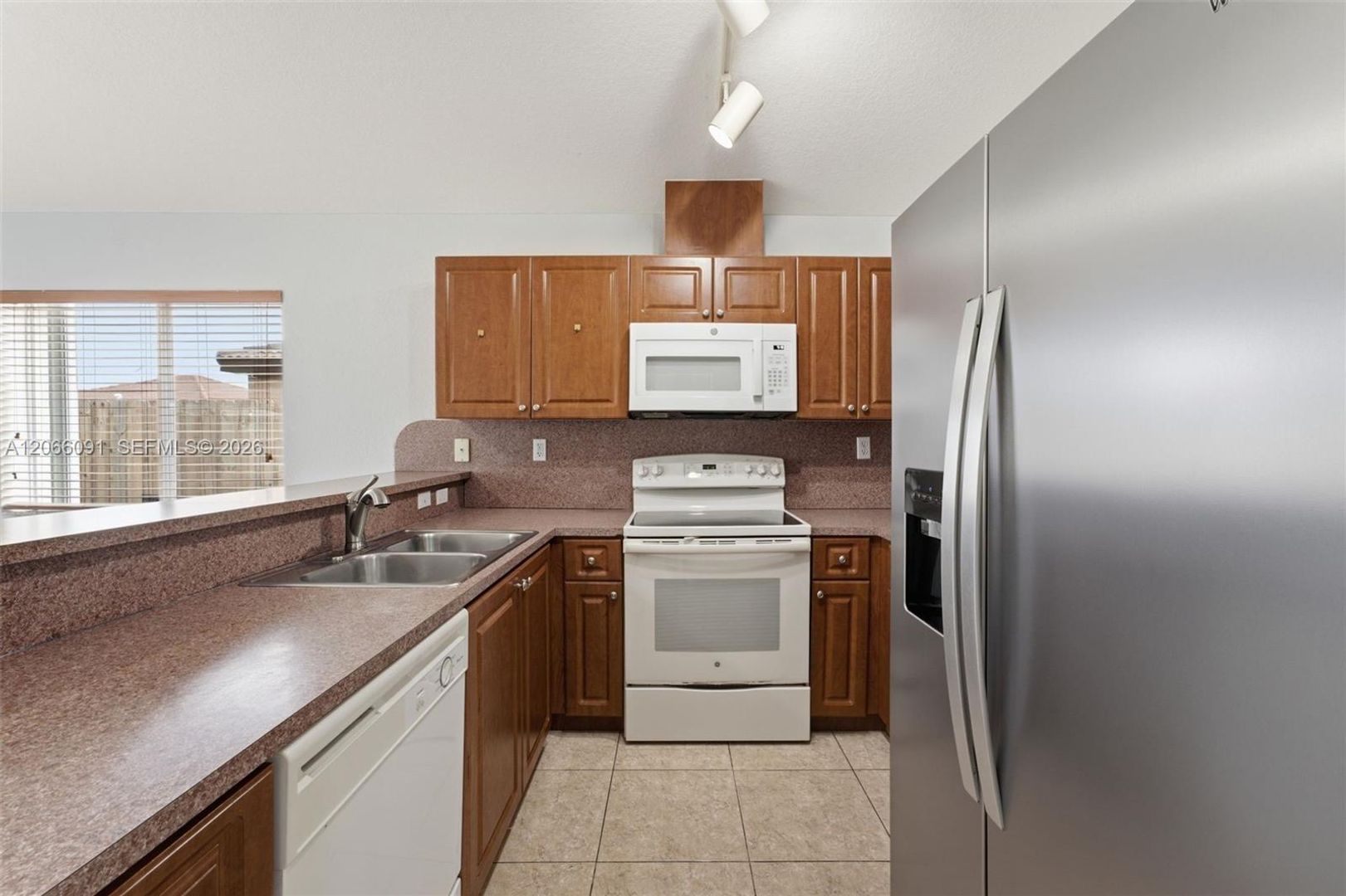Homestead House: 13243 SW 252nd Lane, Homestead, FL 33032 - 2543