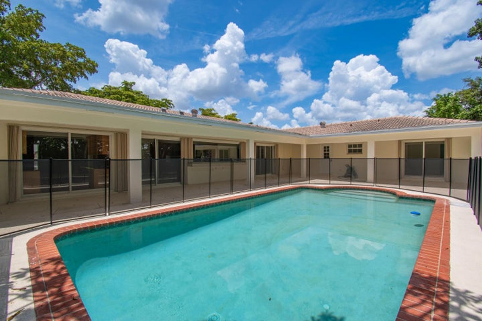 Boca Raton House: 6749 S Grande Drive