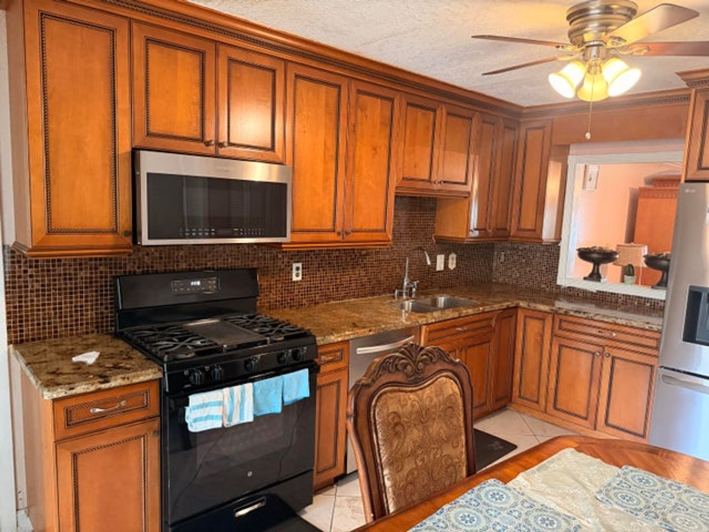 Lake Worth House: 6082 Wauconda Way E
