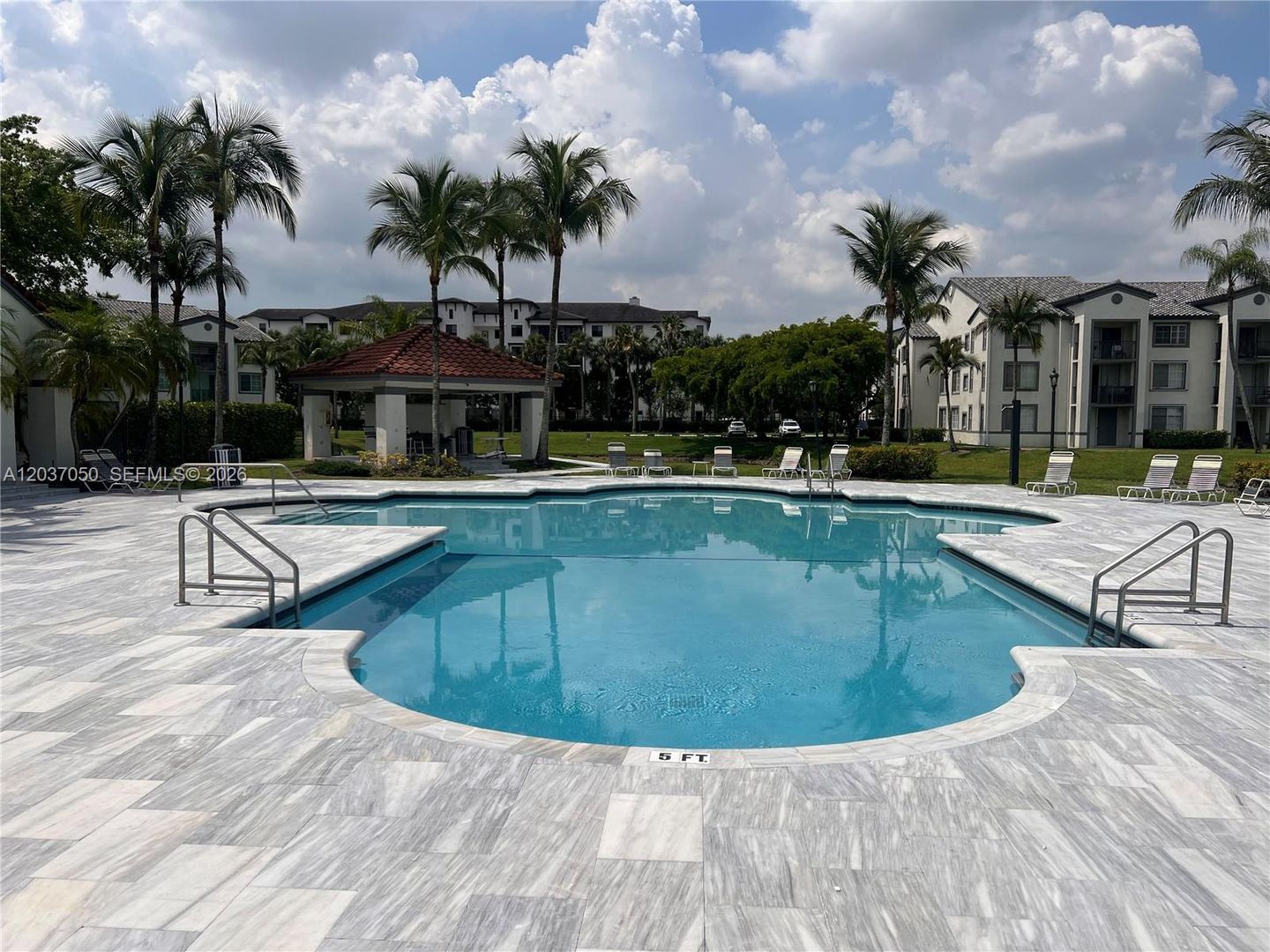 Doral House: 4370 NW 107th Avenue 202