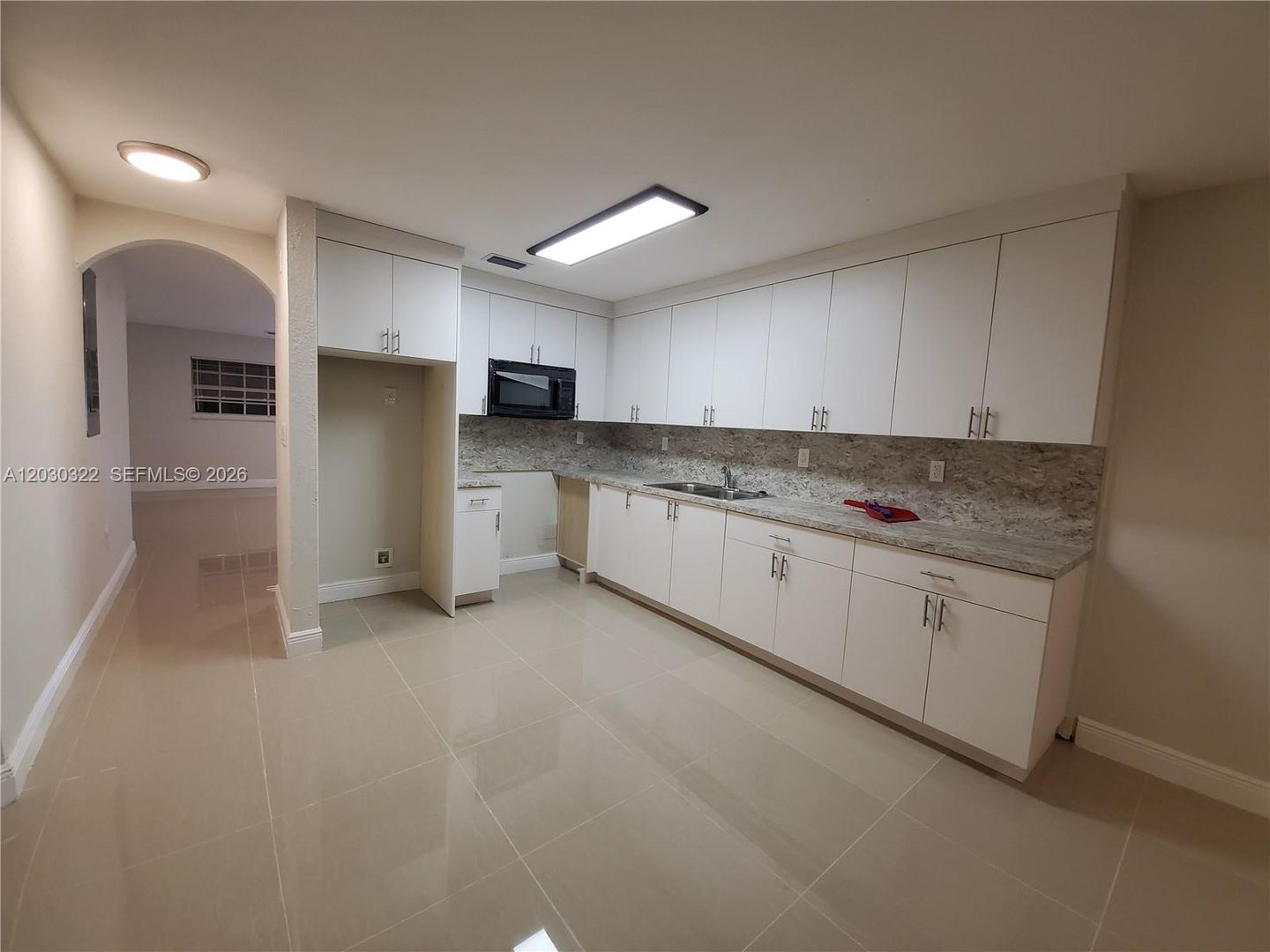 Miami House: 10372 NW 10th Avenue 10372