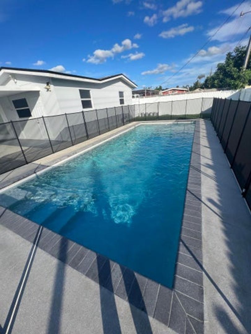 West Palm Beach House: 5858 Tarragon Drive