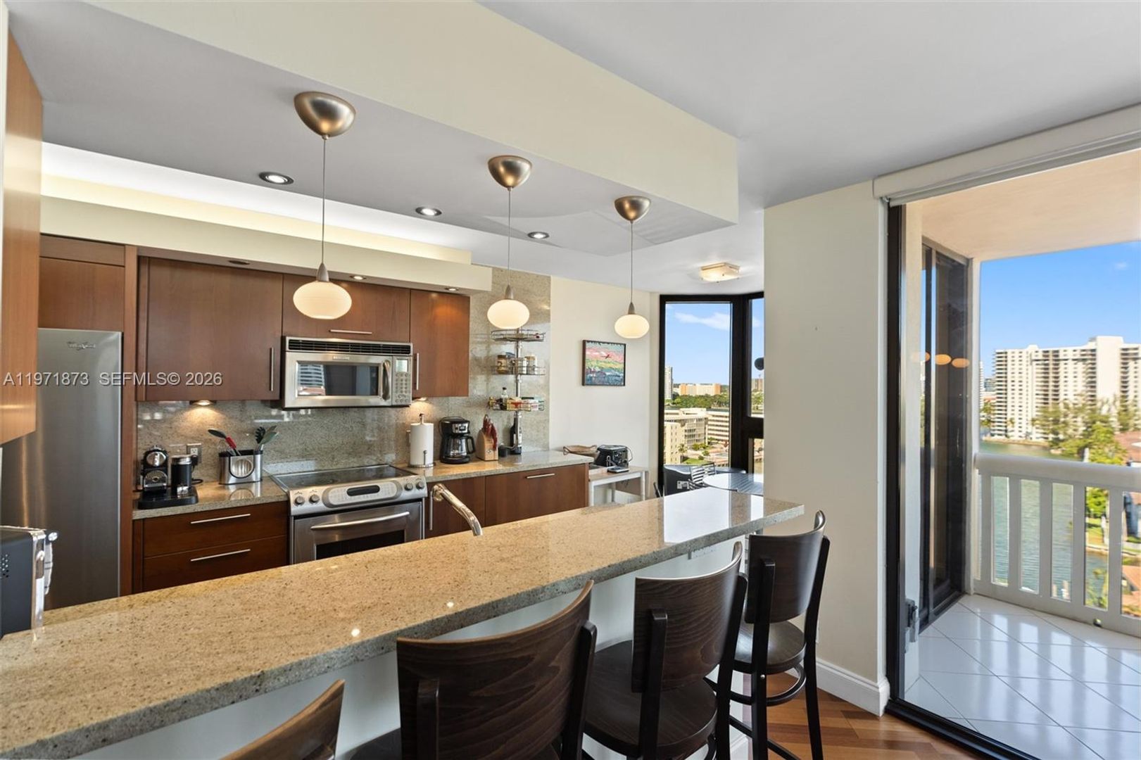 Aventura House: 1000 W Island Boulevard 1209