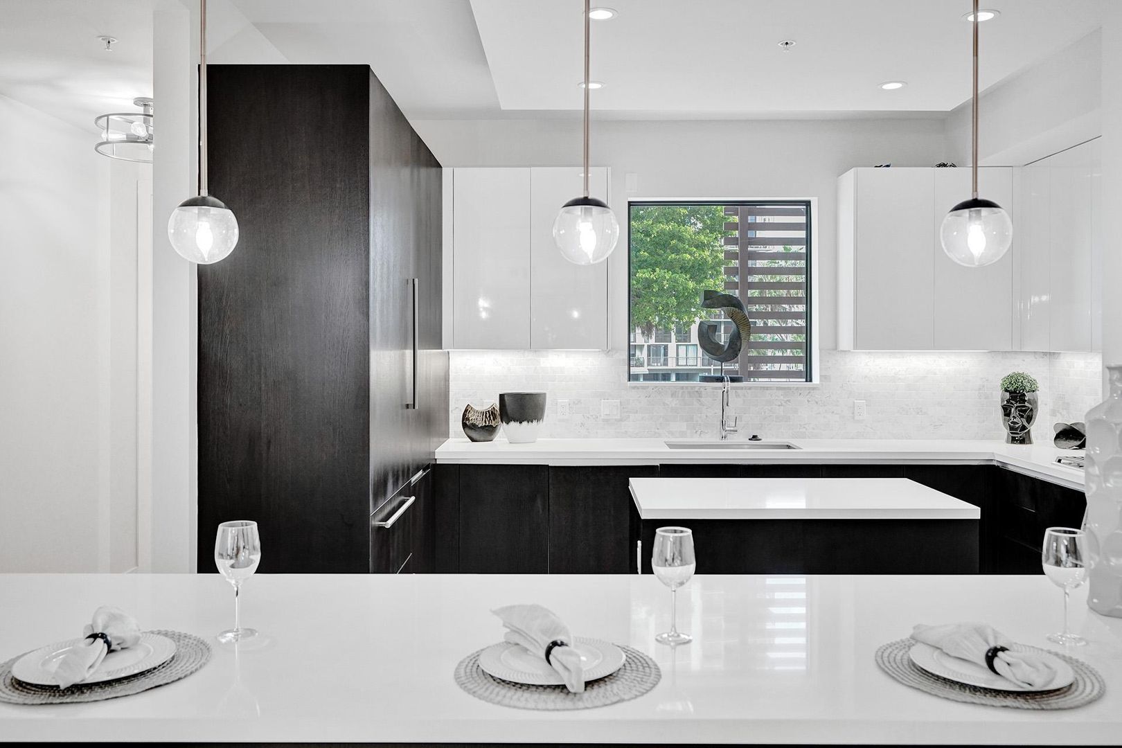 Fort Lauderdale House: 3040 N Ocean Boulevard N106