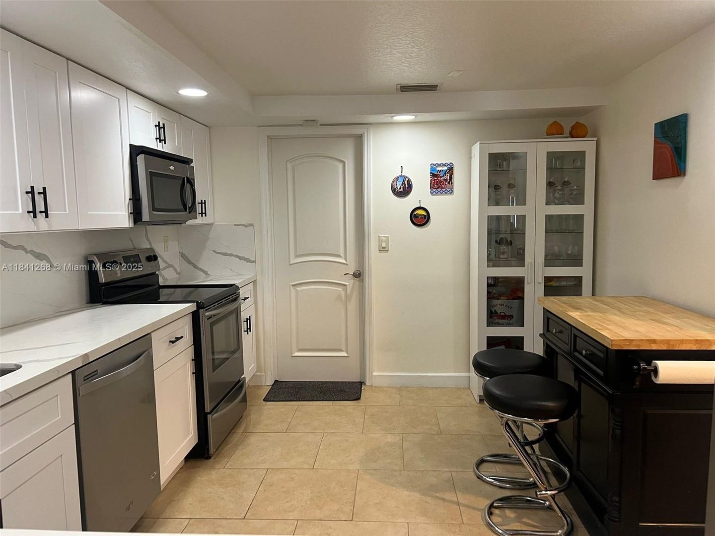 Plantation House: 9894 Fairway Cove Lane 9894