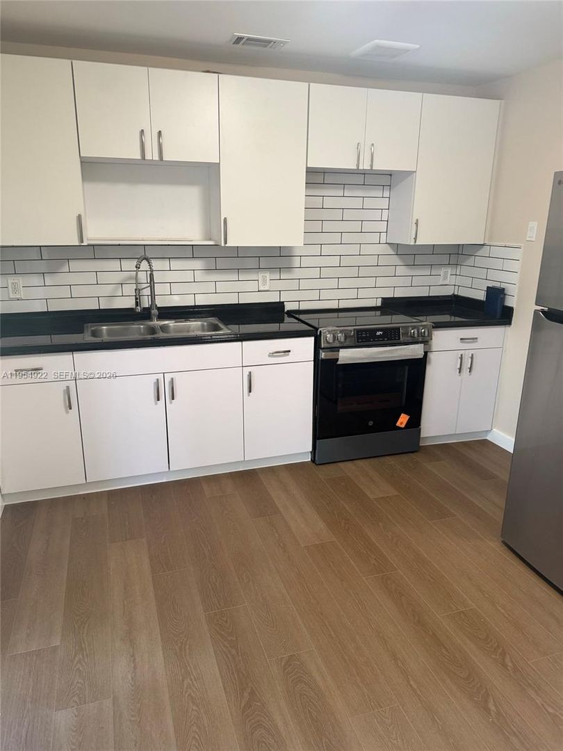 West Palm Beach House: 3978 Nokomis Avenue 1