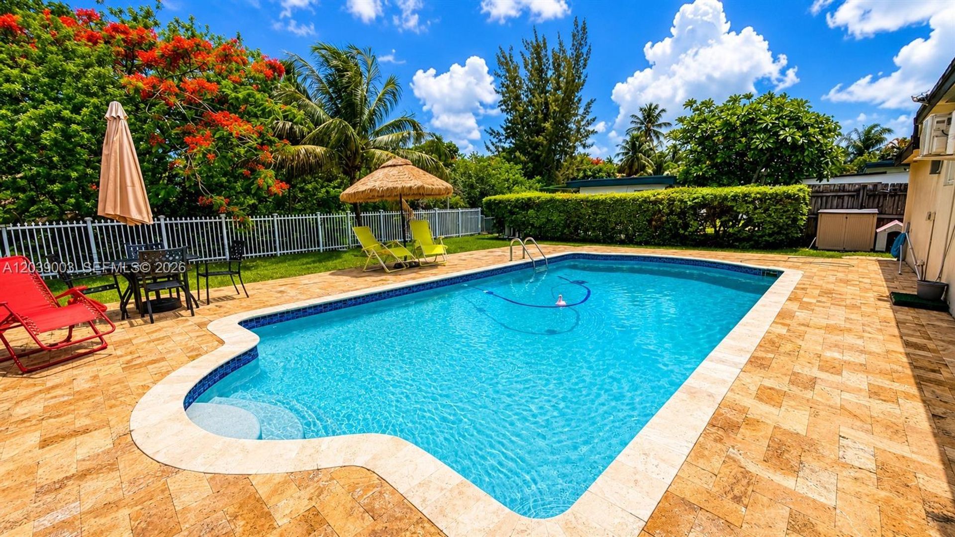 Miami House: 9101 SW 16th Street