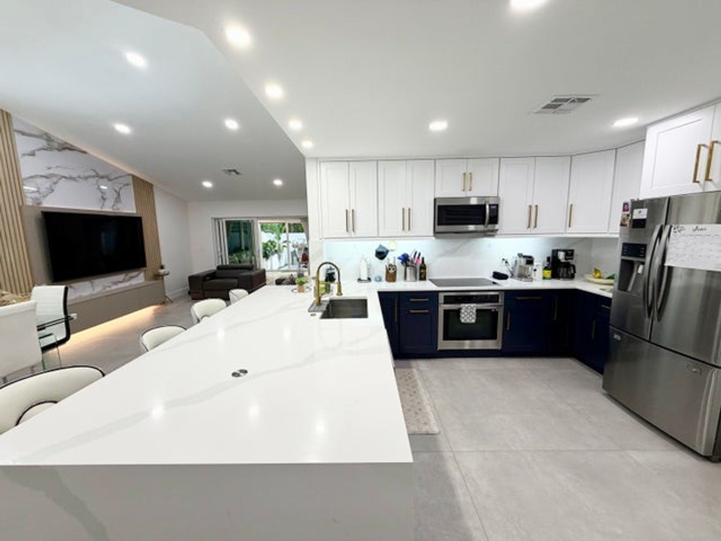 Deerfield Beach House: 4929 W Lakes Drive