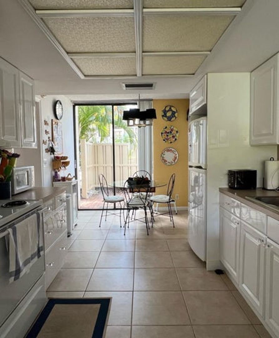 Boca Raton  (Unincorporated) House: 1002 Bridgewood Place 1002