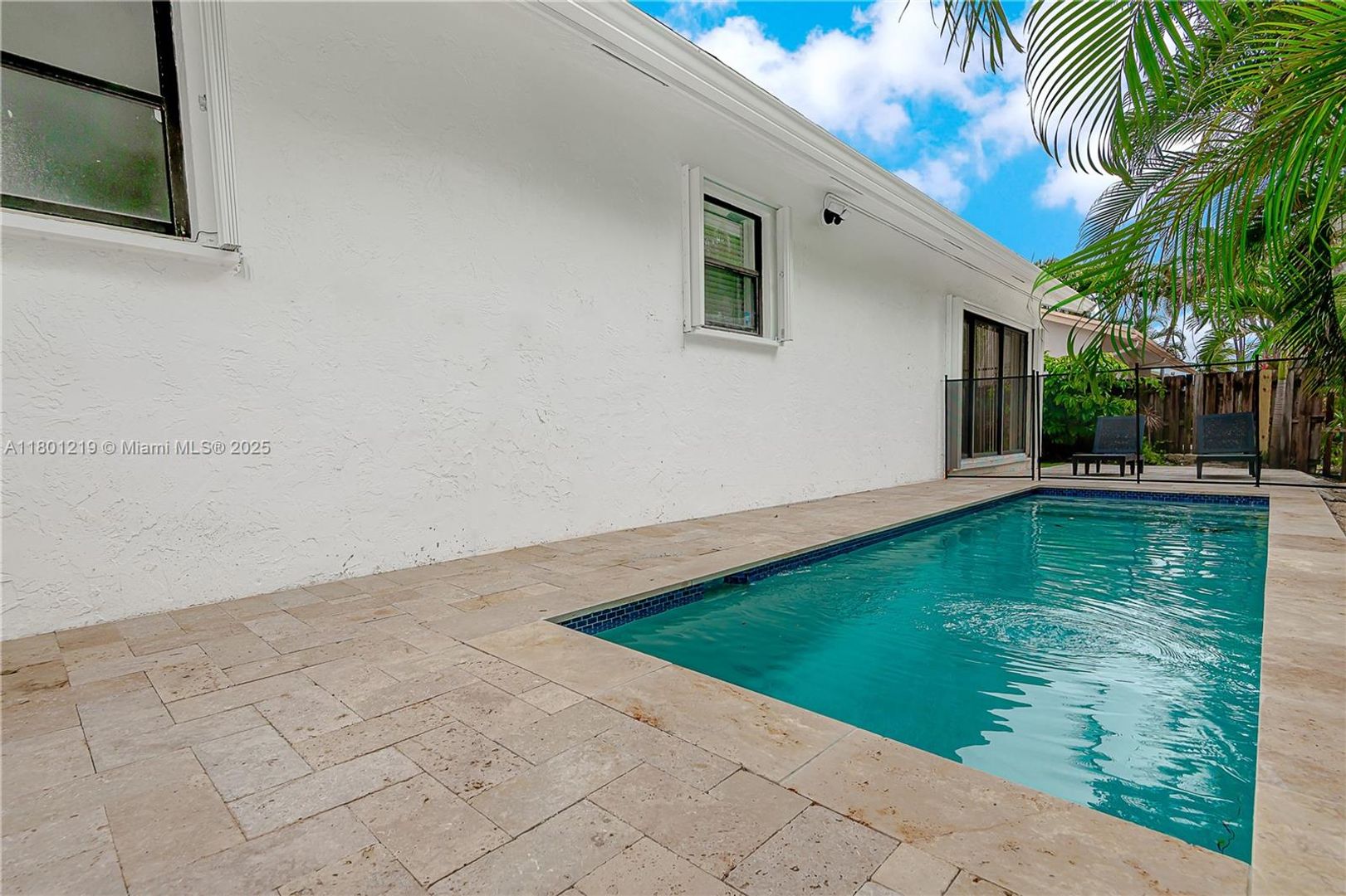 Dania Beach House: 216 SE 9th Street 1