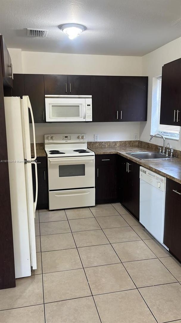 Fort Lauderdale House: 1642 NW 14th Street,