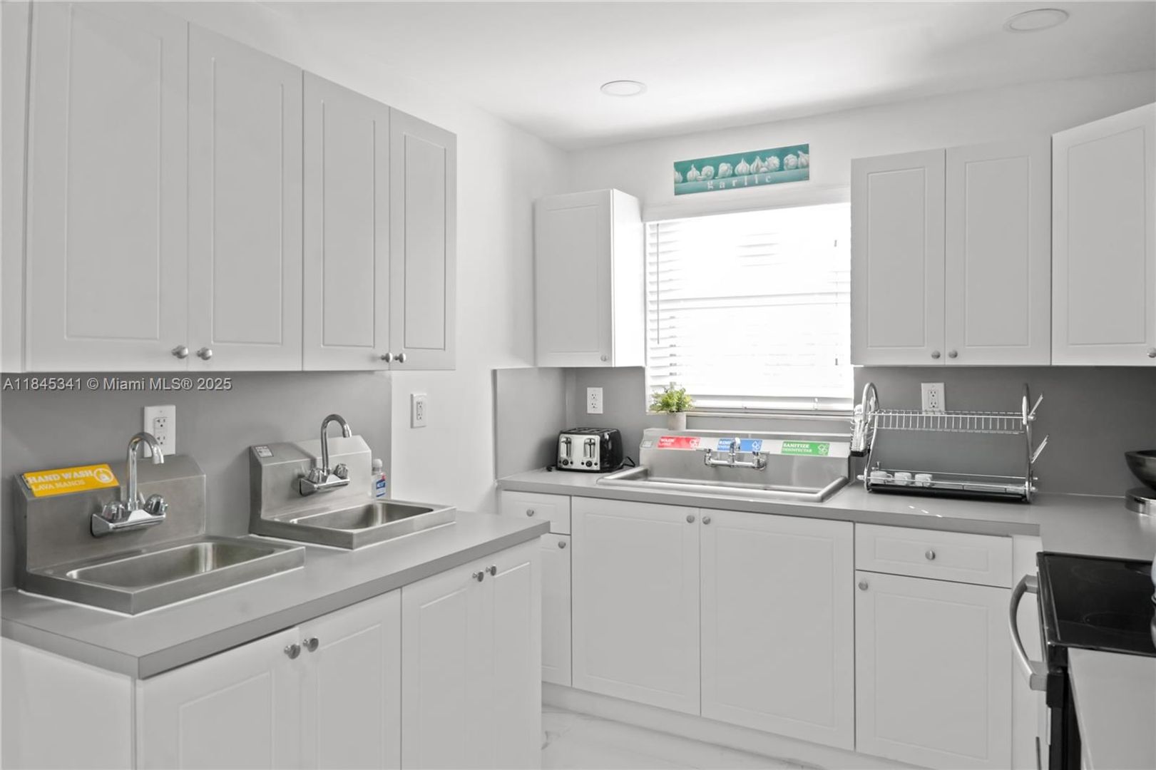 Miami House: 1310 SW 76th Avenue 0