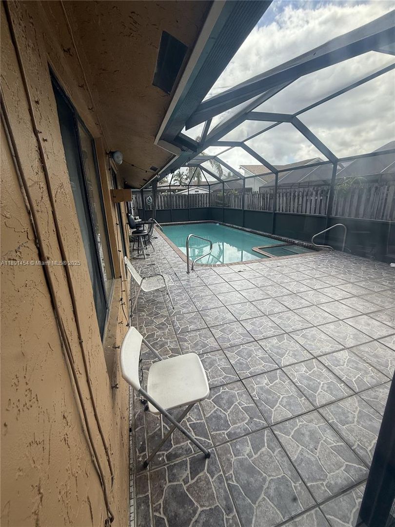 Lauderhill House: 7358 NW 49th Street