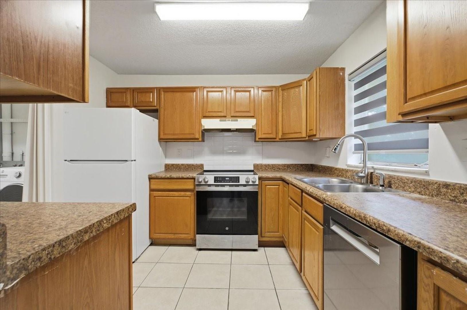 Coral Springs House: 10151 NW 35th Street 2-A