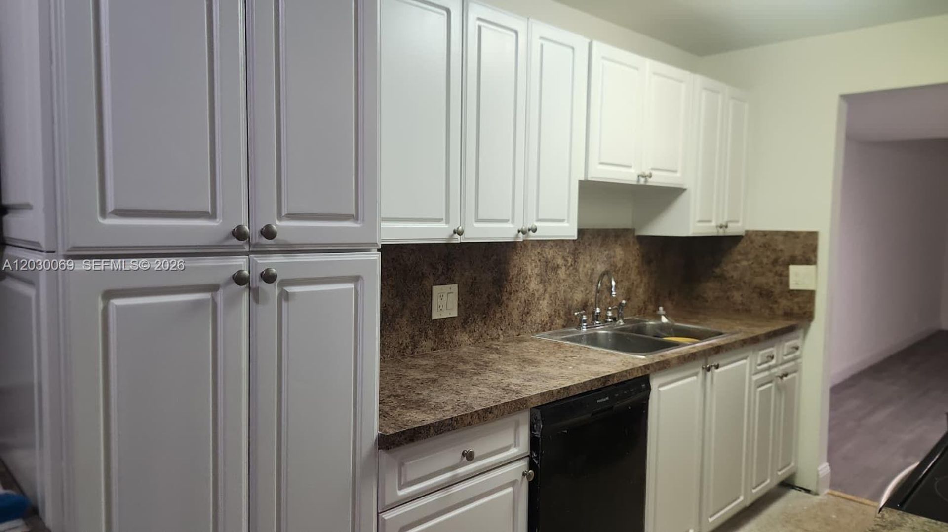 Lauderhill House: 1817 NW 58th Avenue 22