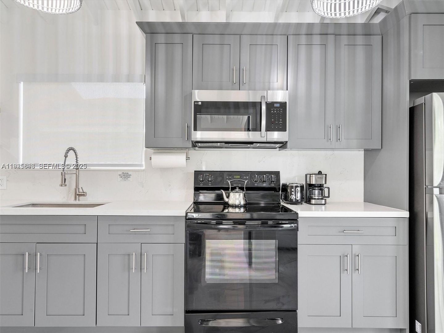 Miami House: 2171 NW 49th Street 0