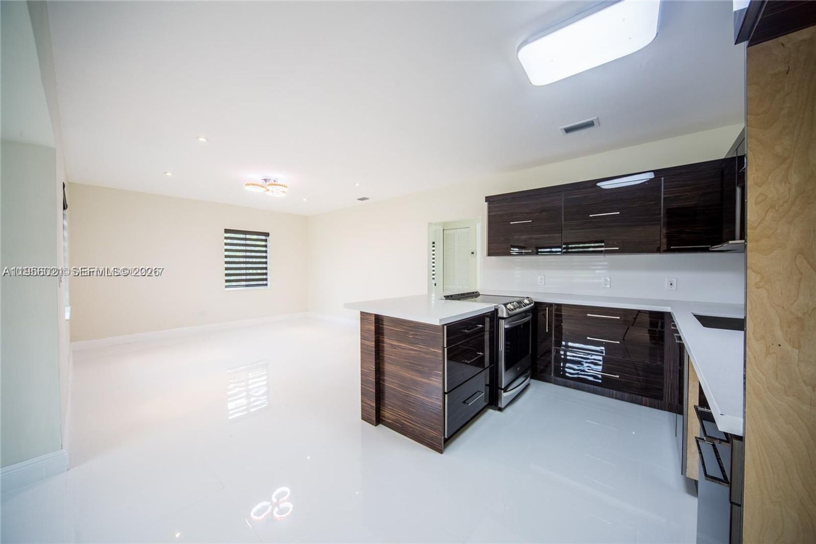 North Miami Beach House: 1748 NE 180th Street