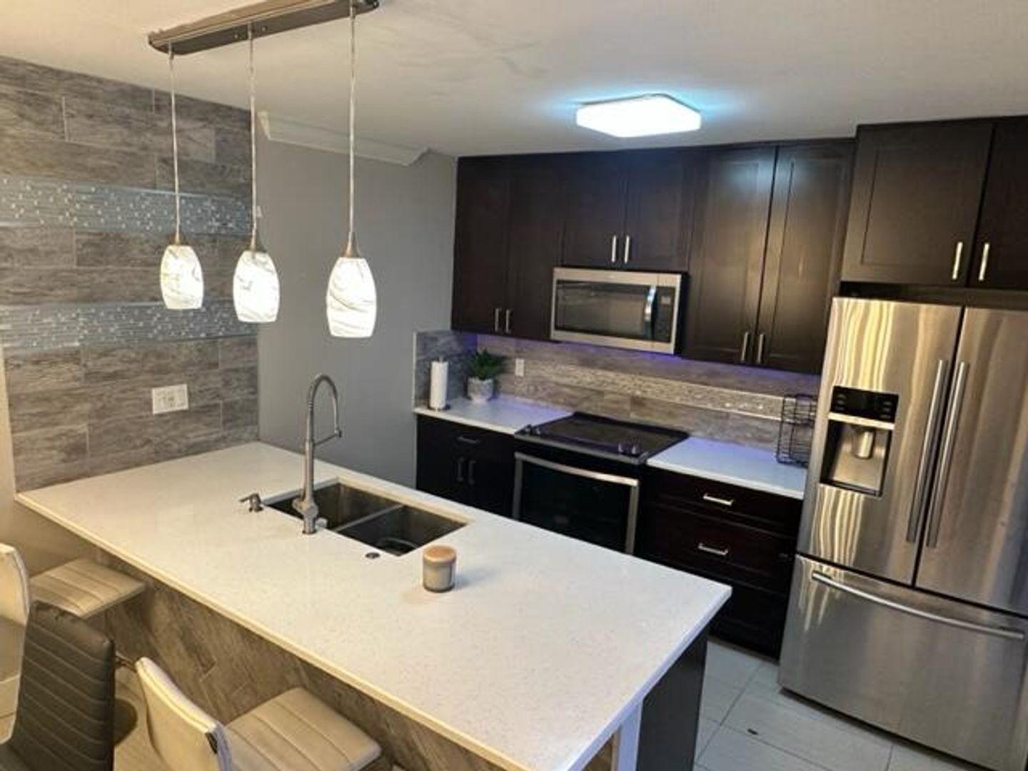 Tamarac House: 5584 NW 59th Place