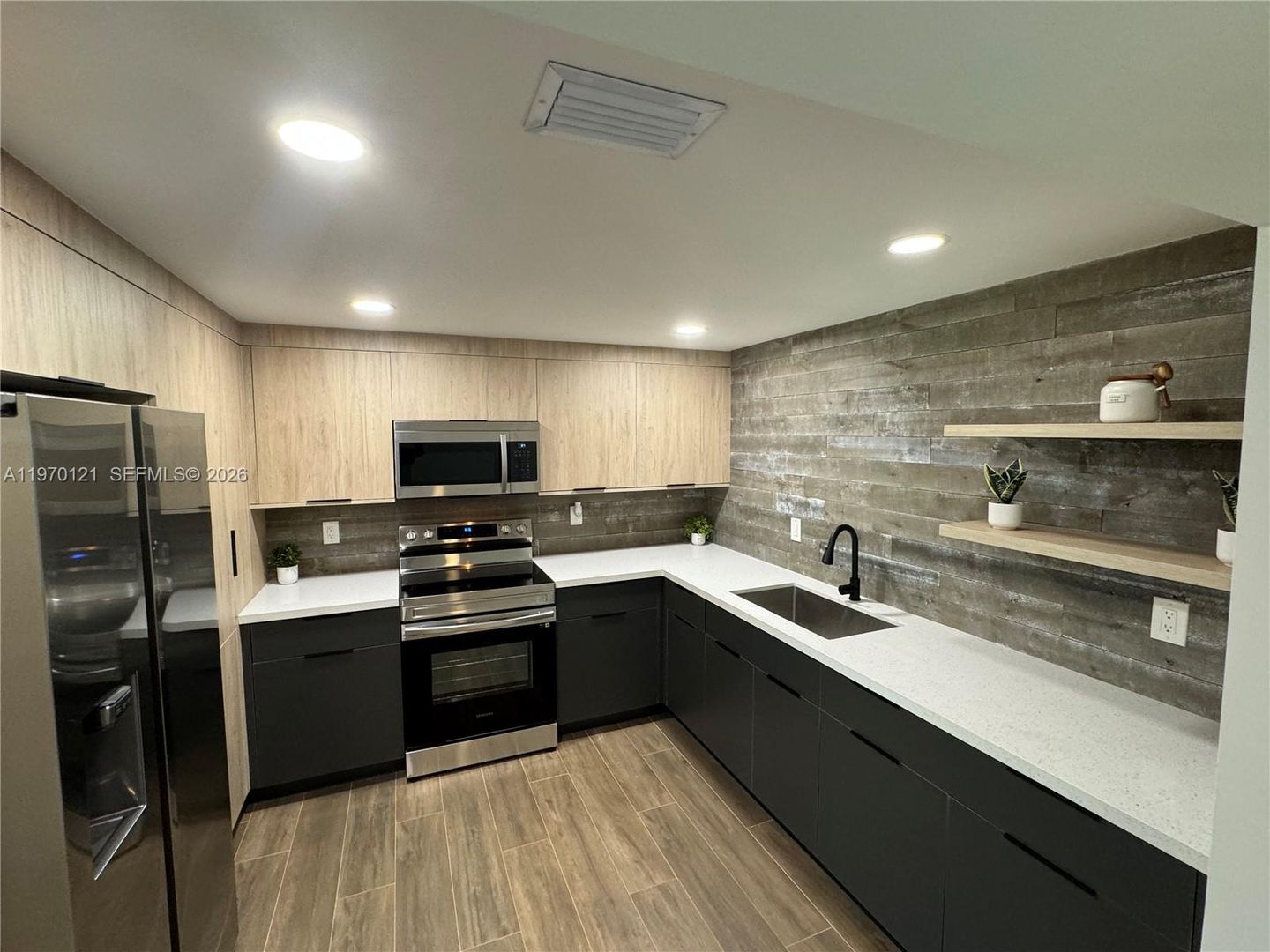 Miami House: 8400 SW 46th Street