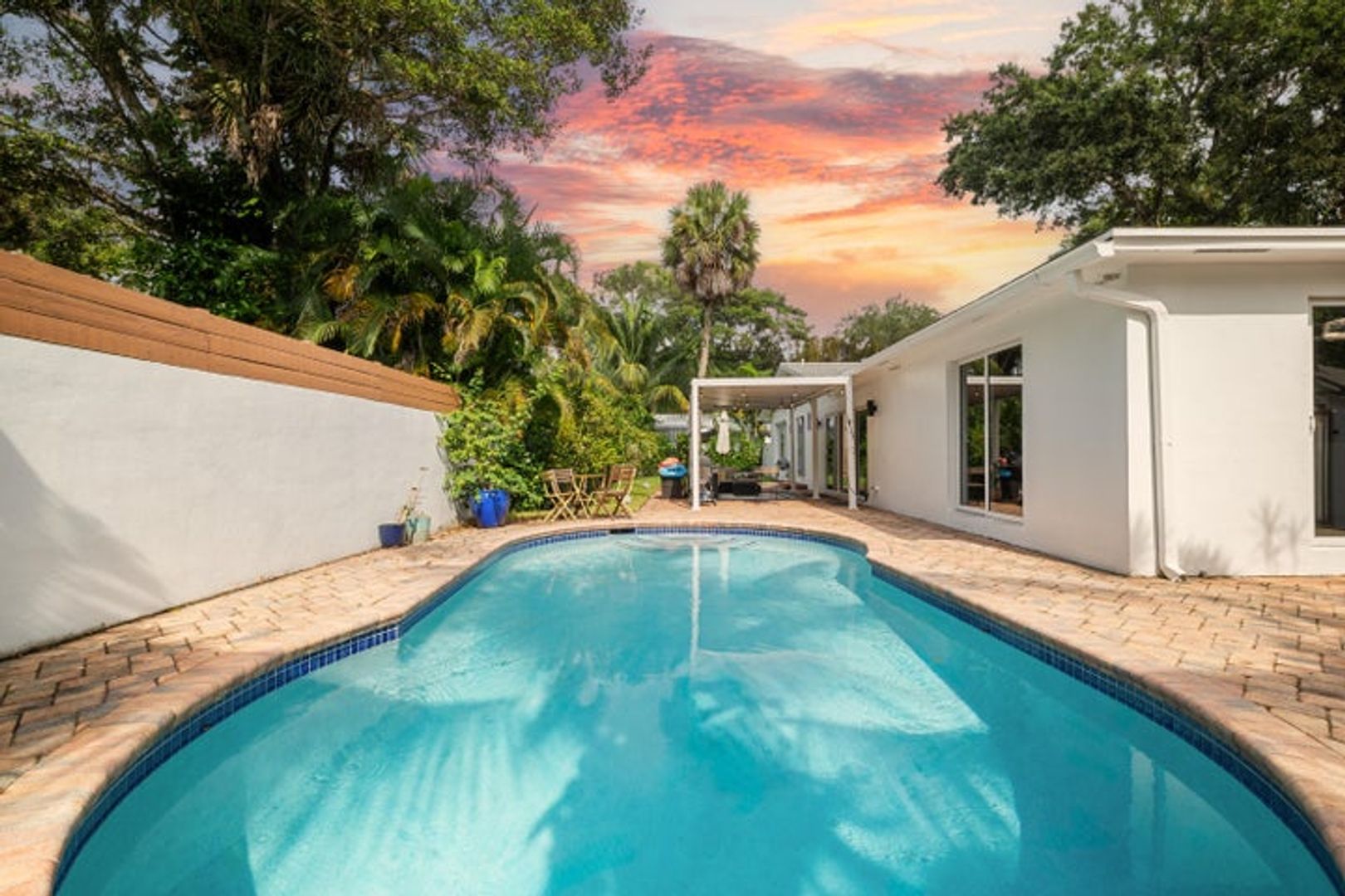 Fort Lauderdale House: 2421 SW 29th Way