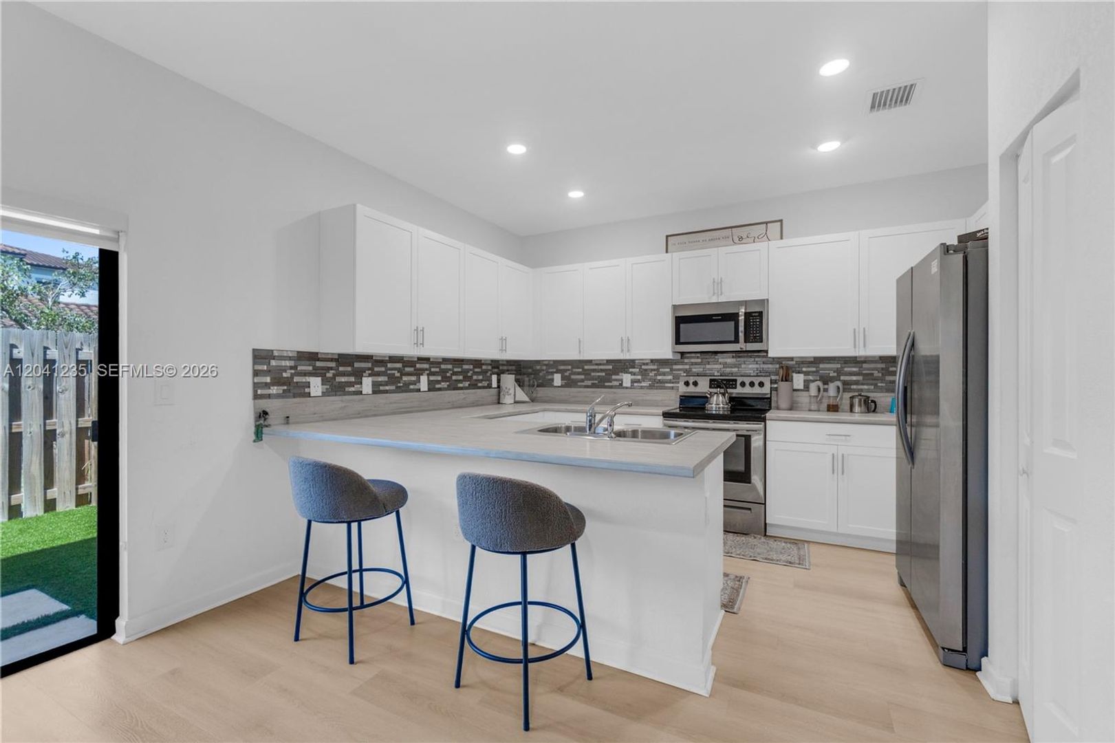 Miami House: 21068 NE 8th Avenue