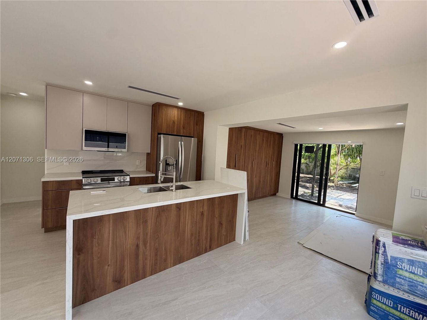 Miami House: 3680 NW 16th Street