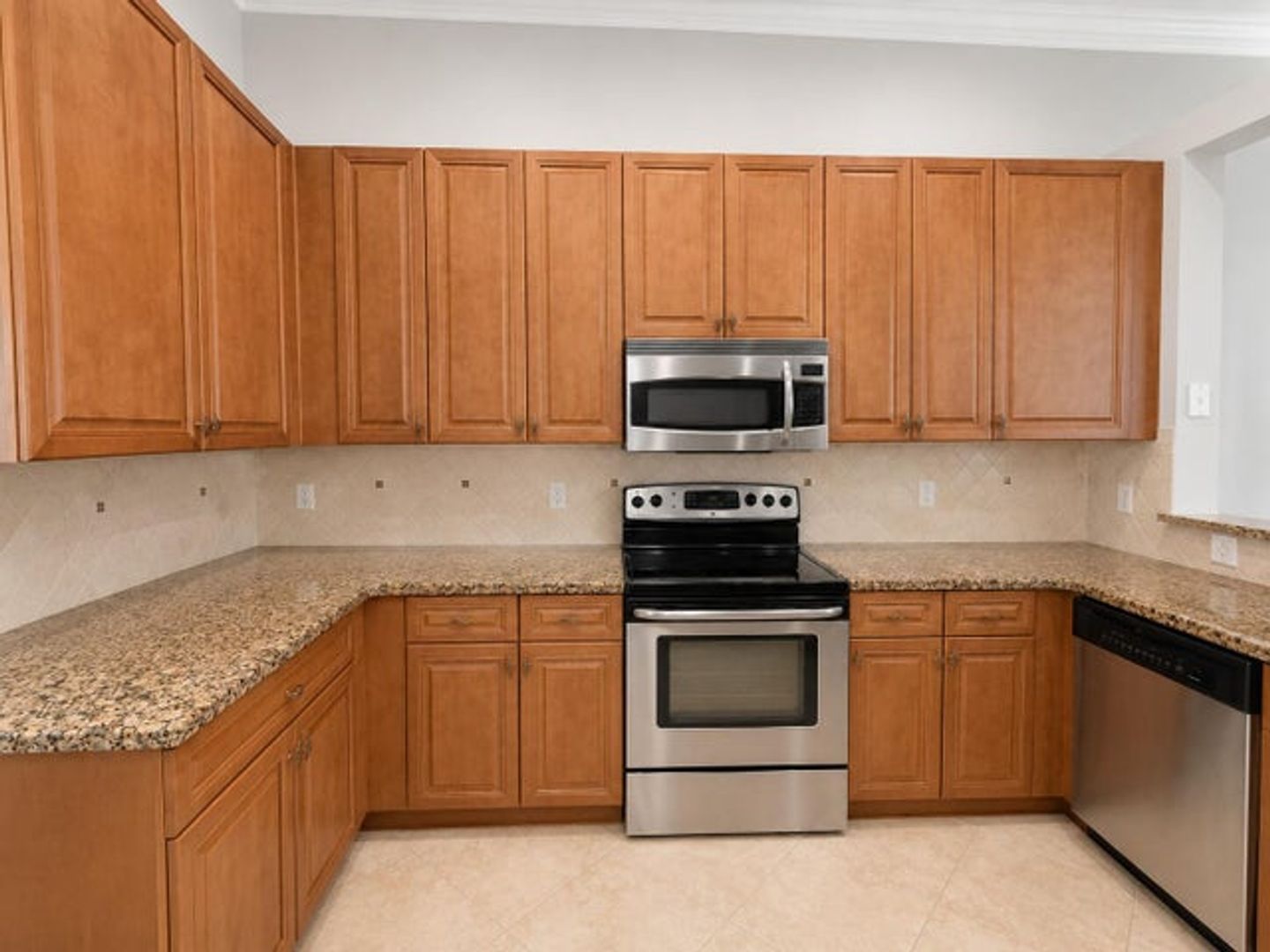 Pompano Beach House: 2224 NE 2ND Stree