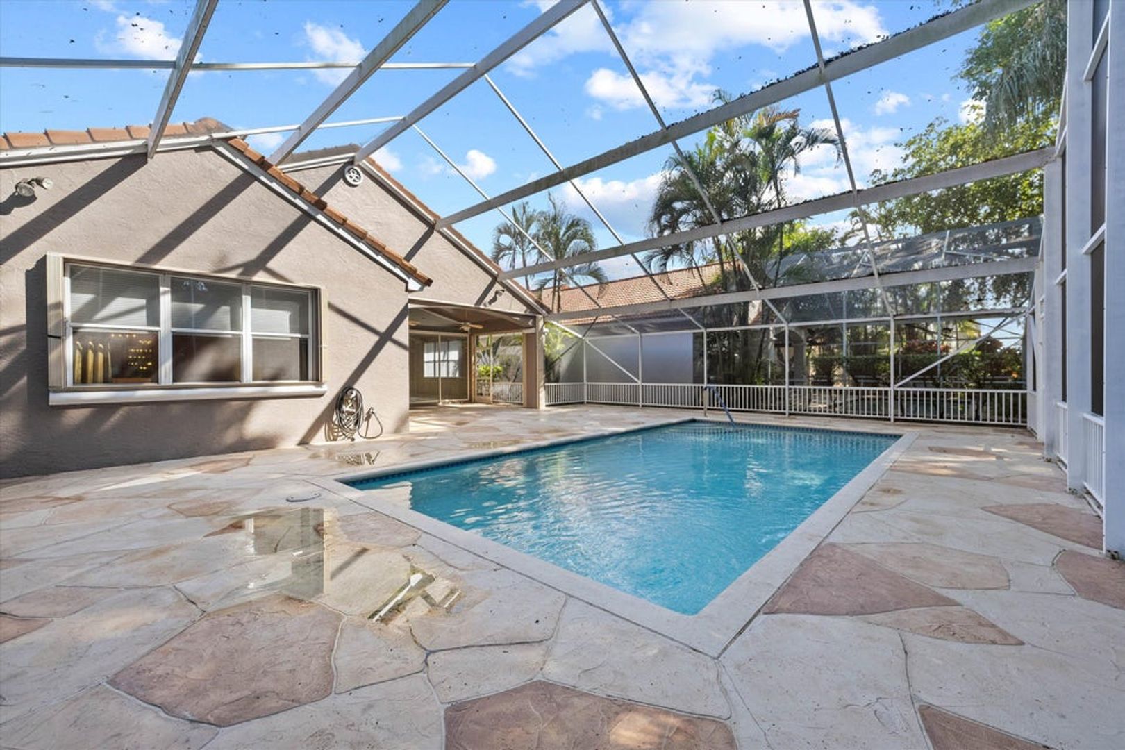 Lake Worth House: 10860 Fairmont Village Drive