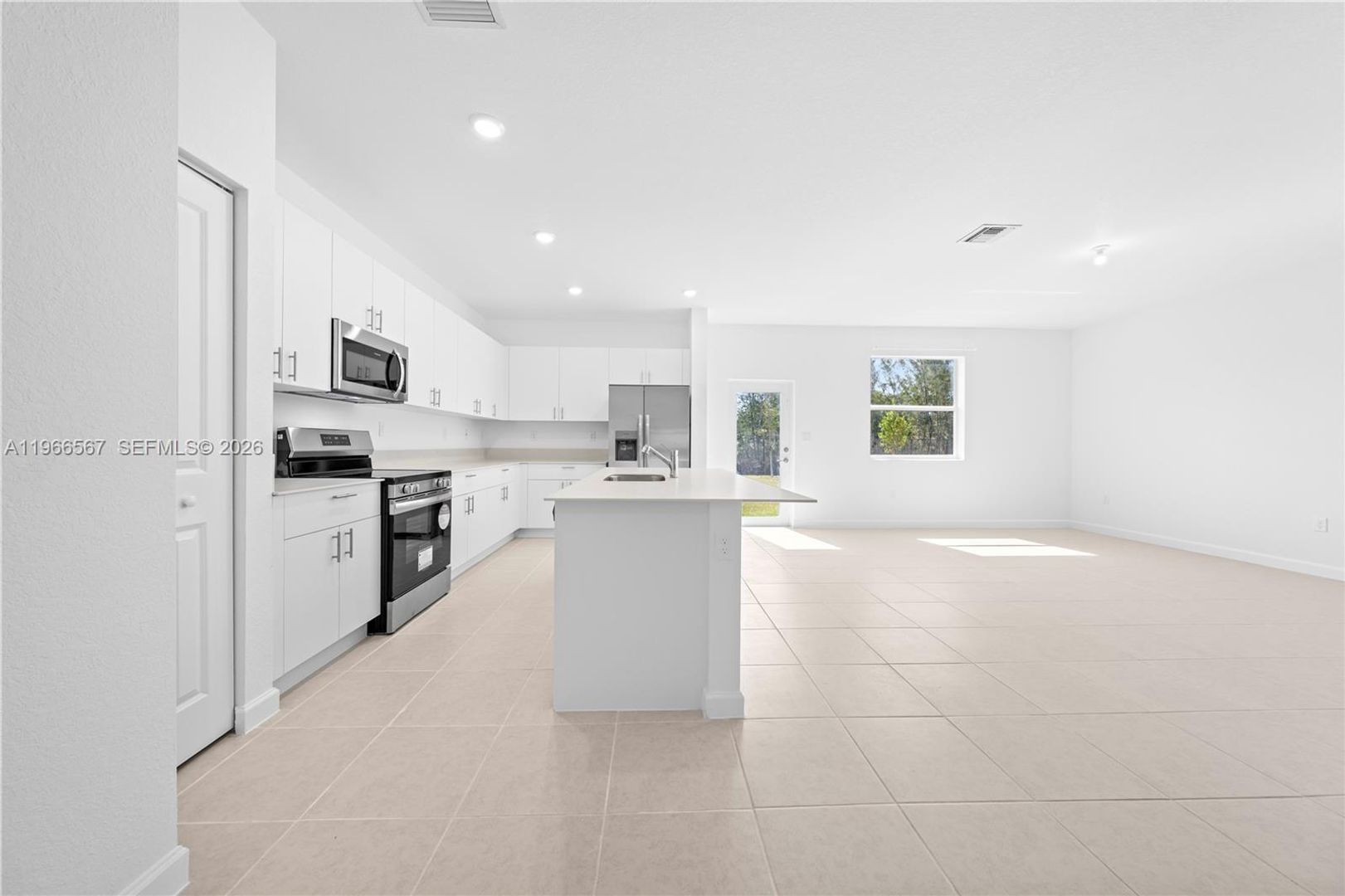 Homestead House: 2442 SE 30th Street 2442