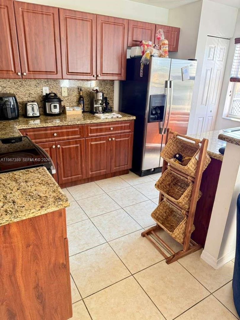 Pembroke Pines House: 14304 SW 11th Street 1102