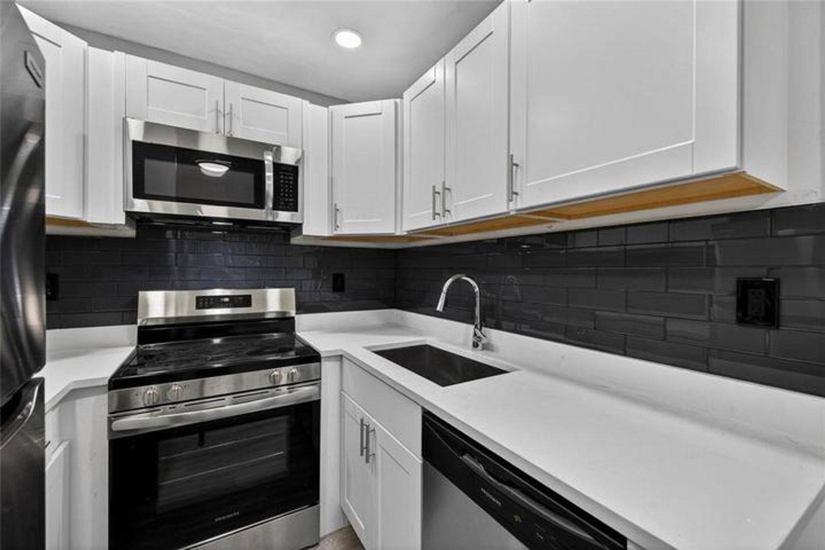 Fort Lauderdale House: 1541 NW 7th Terrace