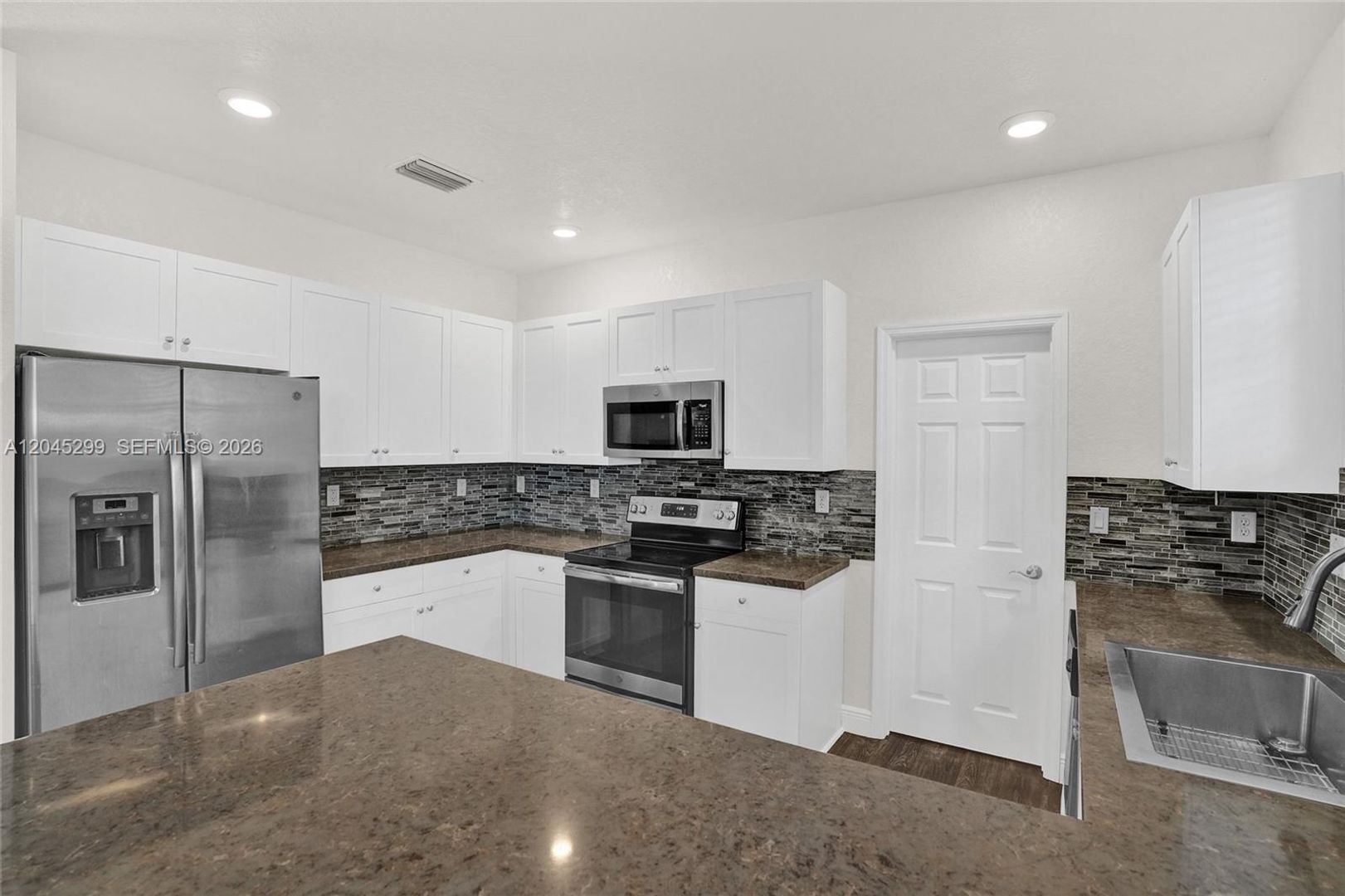 Homestead House: 2502 NE 1st Street 0