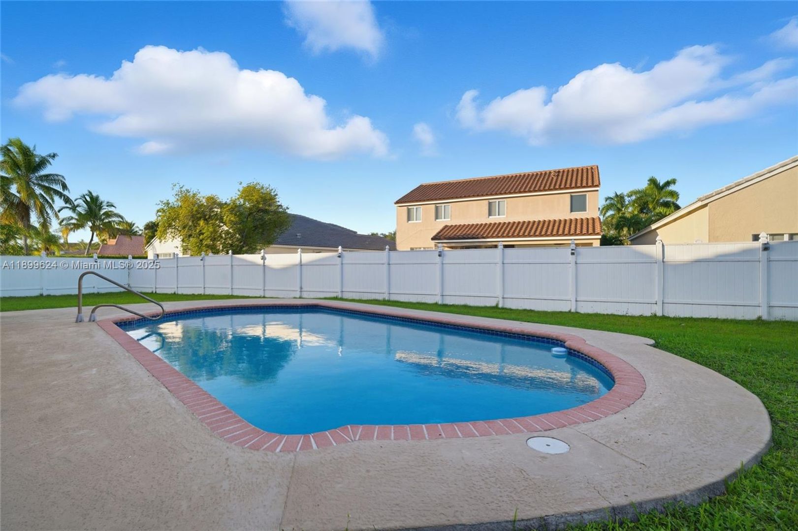 Weston House: 1049 Thistle Creek Court 1049