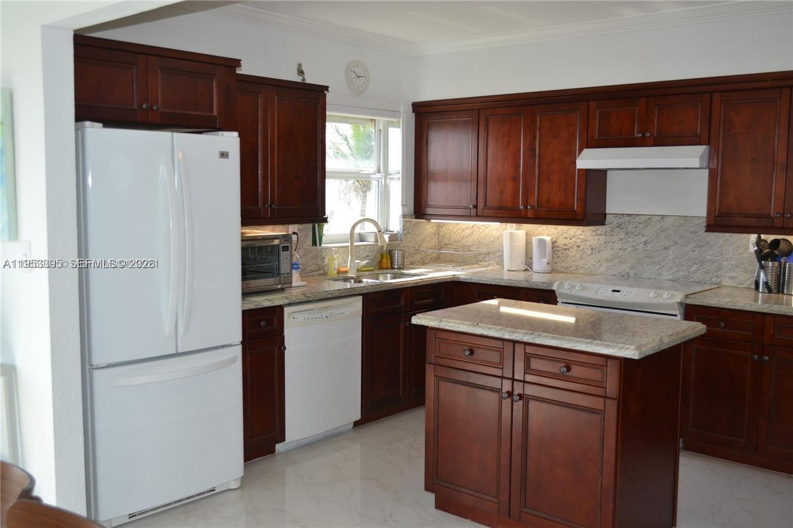 Fort Lauderdale House: 3850 Galt Ocean Drive 111