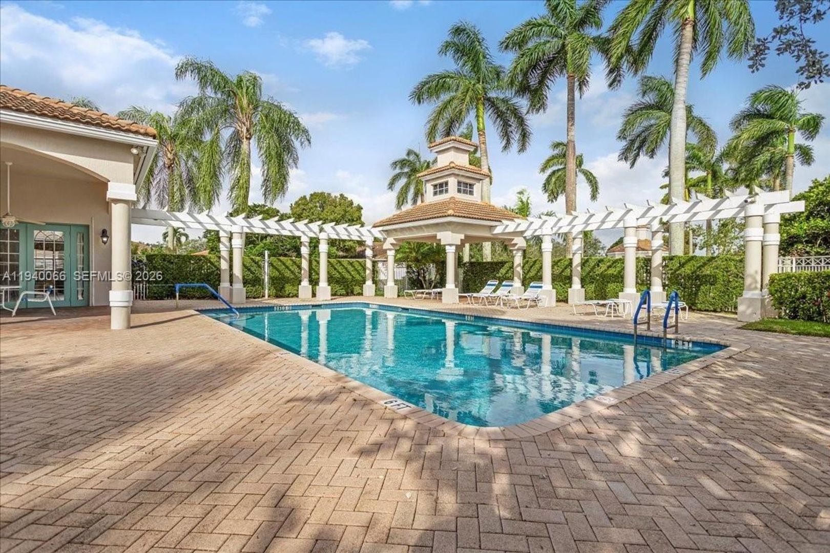 Sunrise House: 7620 S Aragon Boulevard 1