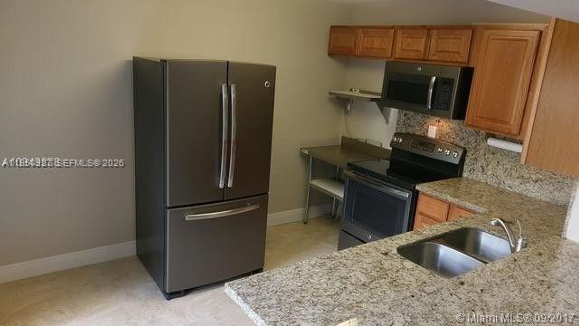 Miami House: 4708 SW 67th Avenue L23