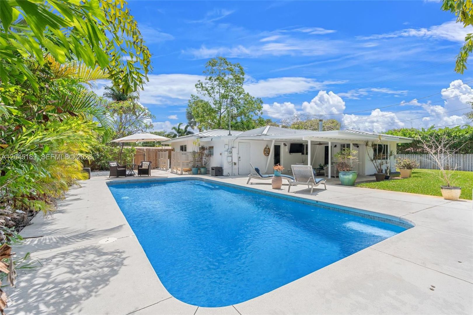 Fort Lauderdale House: 2601 NE 27th Way 0