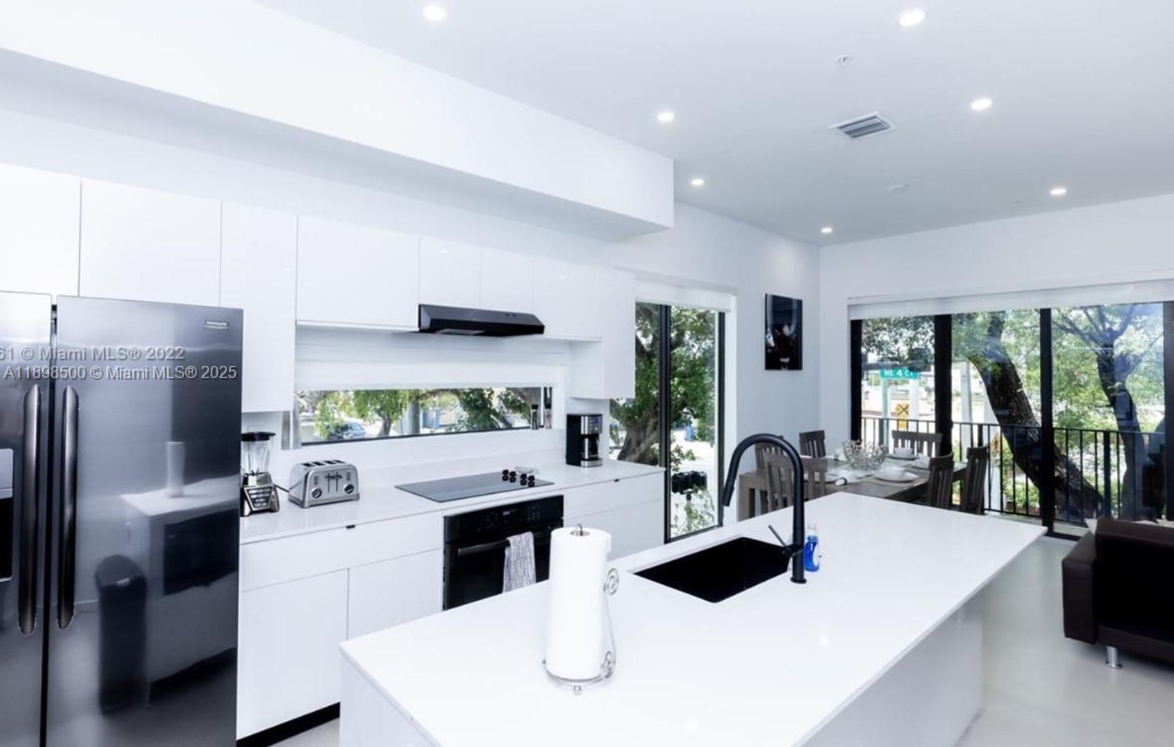 Miami House: 7107 NE 4th Court 1