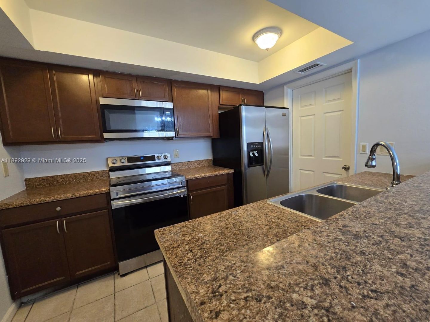 North Lauderdale House: 1213 SW 74th Avenue 1213