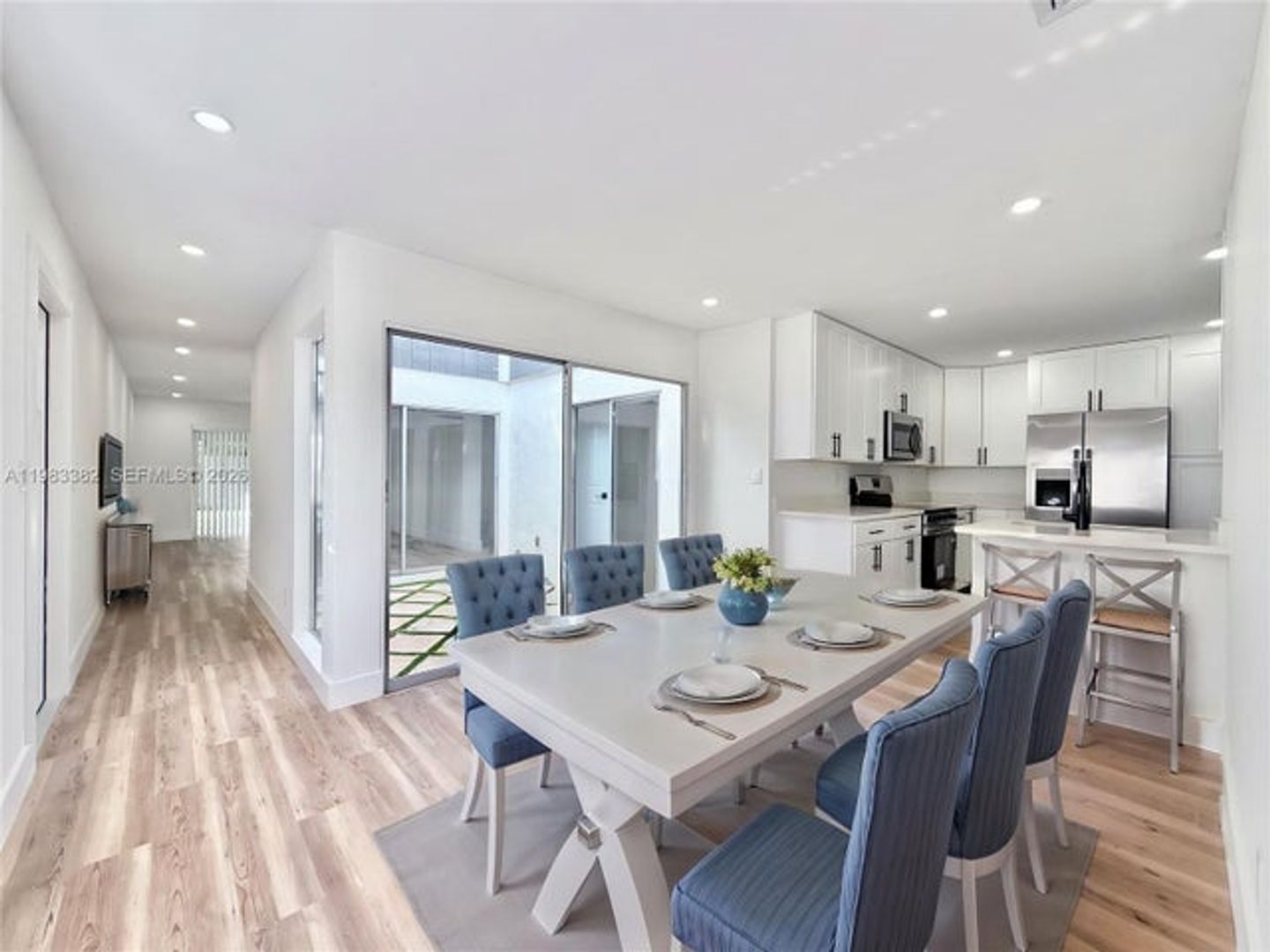 Delray Beach House: 5028 NW 6TH Street